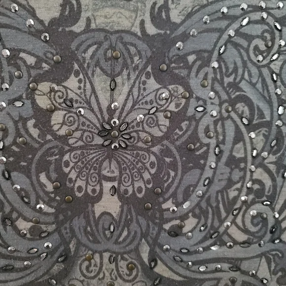 Green Source Women's Dark Green Crown Monarchy Blingy Shirt, Size S - Picture 5 of 12